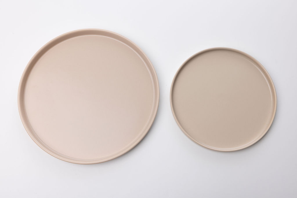 BEIGE DINNER PLATE $2.00