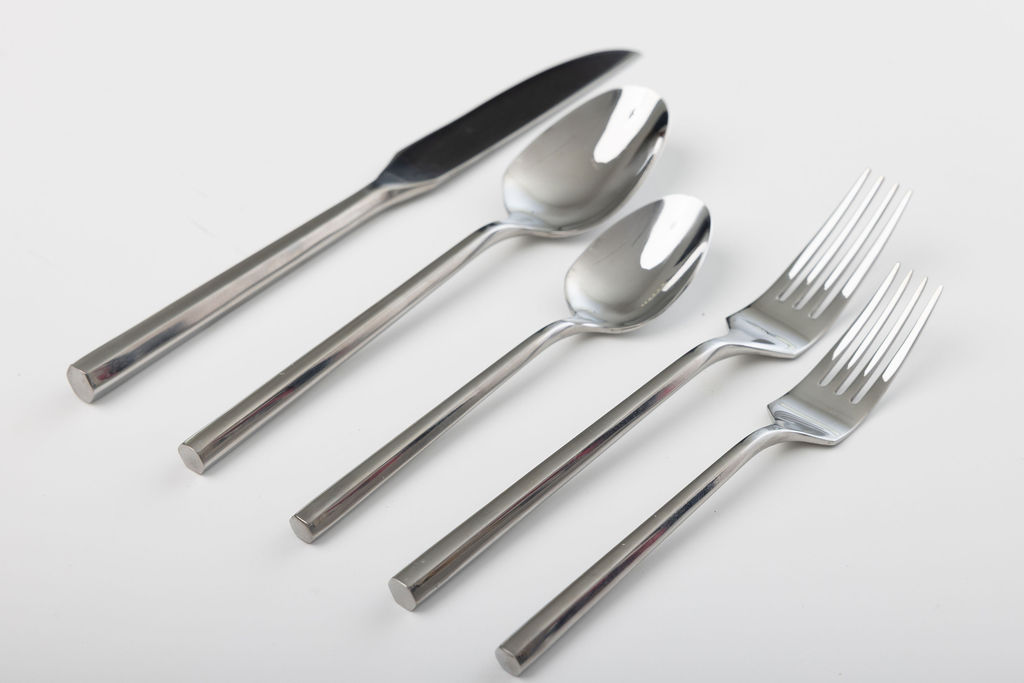 DAISY SHINY SILVER $1.50