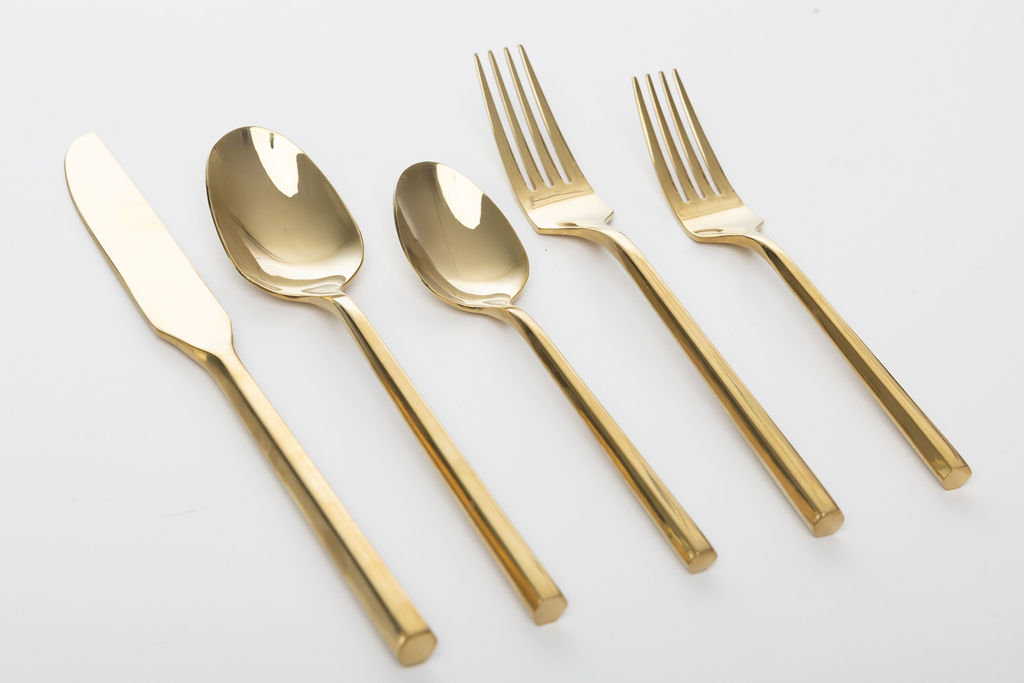 DAISY SHINY GOLD $1.50