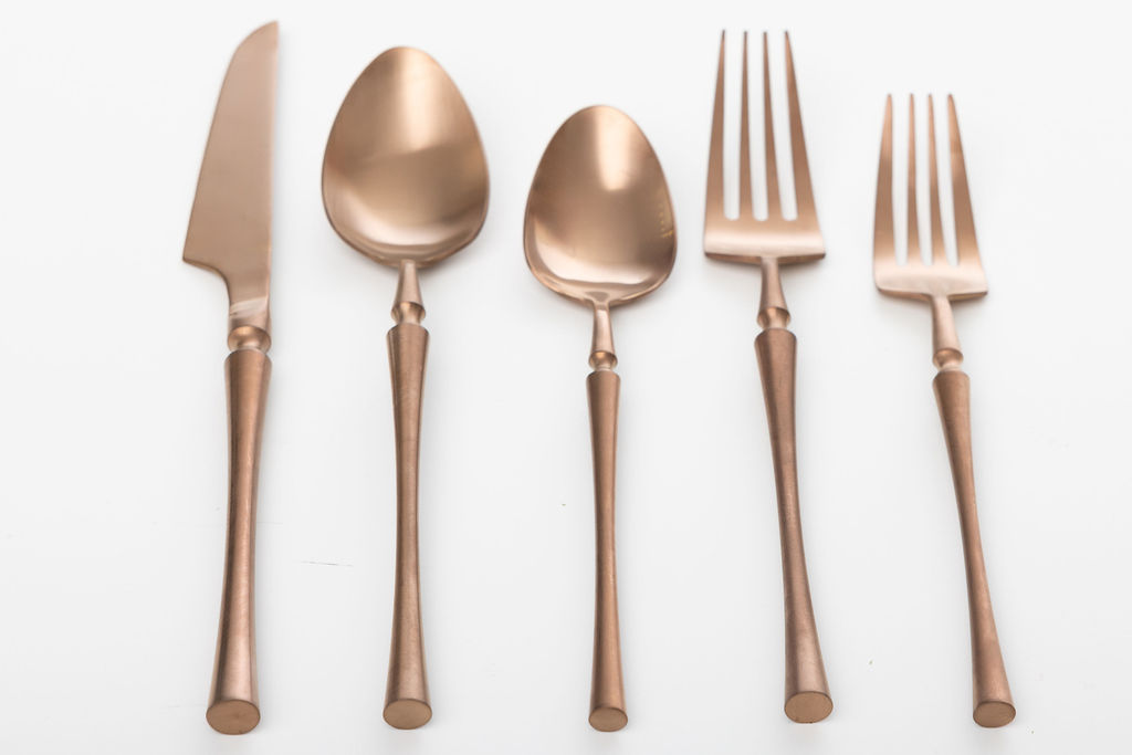 ROMINA MATTE ROSE GOLD $1.50