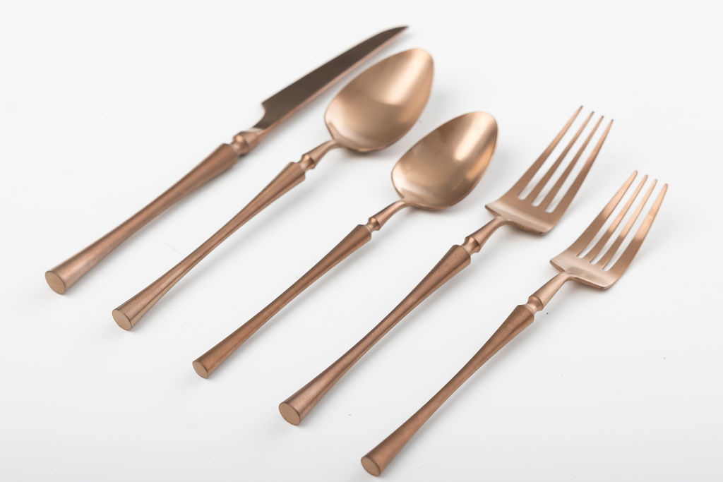 ROMINA MATTE ROSE GOLD $1.50